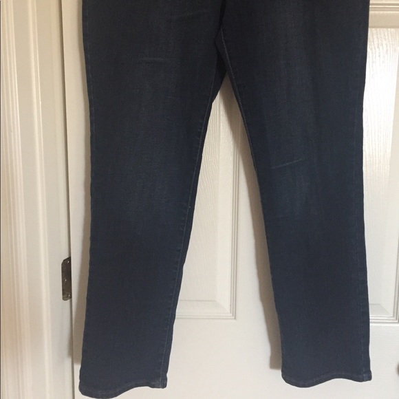 NWOT Old Navy dark denim bootcut jeans 16 short - Picture 8 of 14